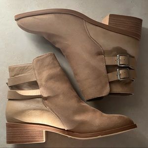 Ankle Boots & Booties